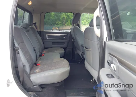 2018 Ram 1500 Harvest 4X4 5'7 Box z USA, uszkodzony, nr VIN 1C6RR7LT2JS179408